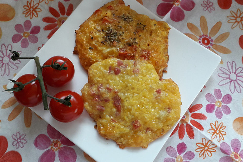 Low Carb Käse-Zwiebel-Puffer aus dem Ofen