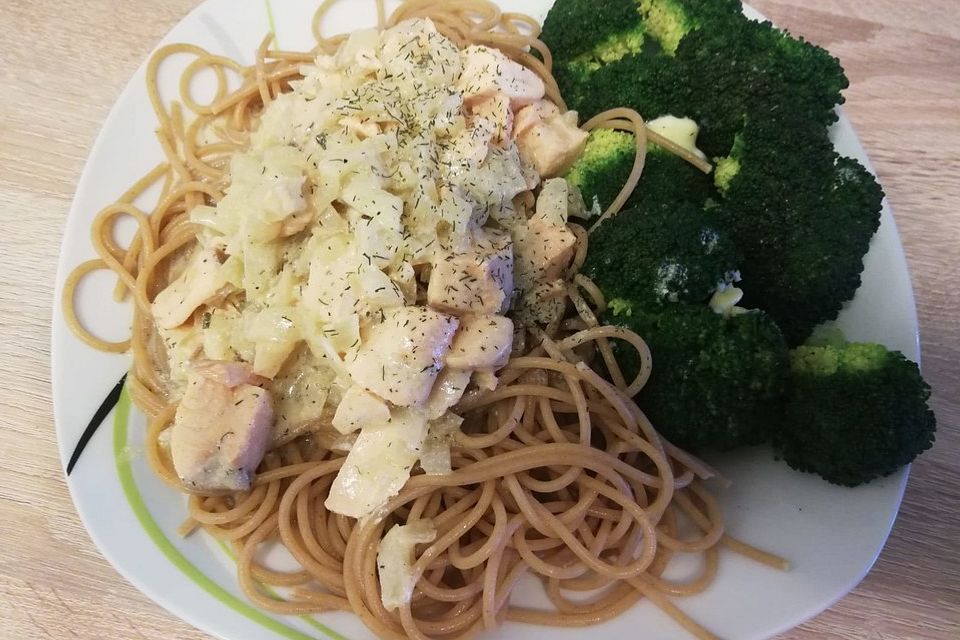 Vollkornspaghetti Salmone