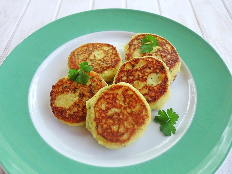 Kartoffelplätzchen aus Kartoffelpüree von Monika| Chefkoch