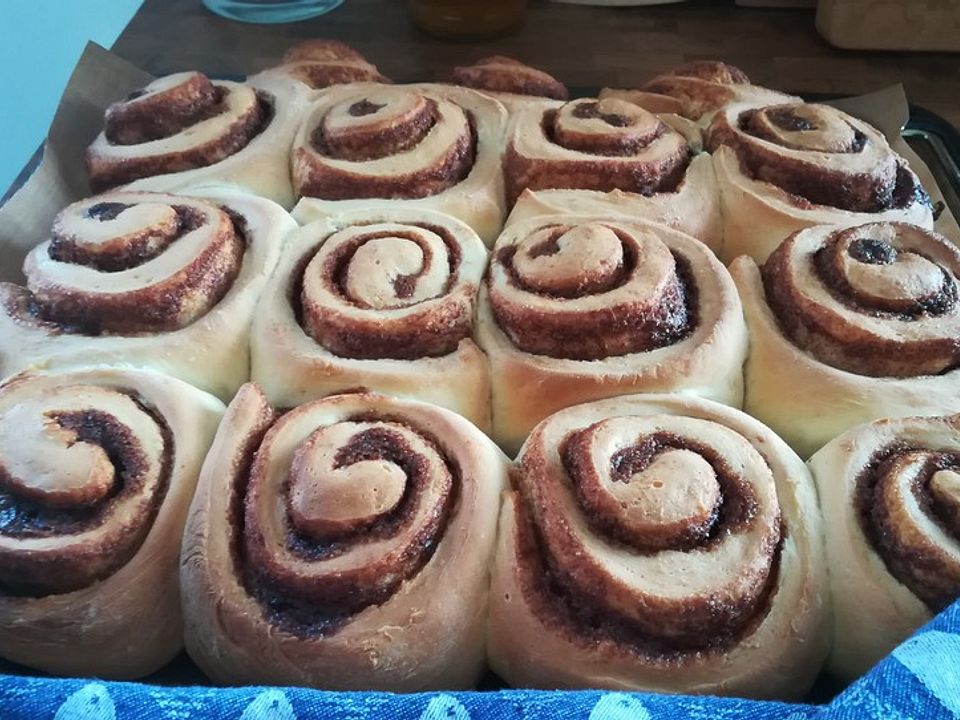 Cinnamon buns/rolls - Zimtschnecken von -Judiths-| Chefkoch