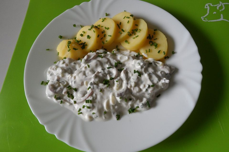 Hering in Sahnesauce mit Pellkartoffeln