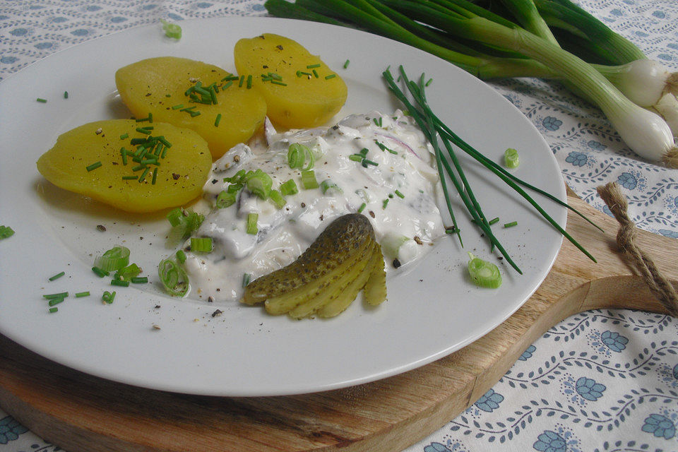 Hering in Sahnesauce mit Pellkartoffeln