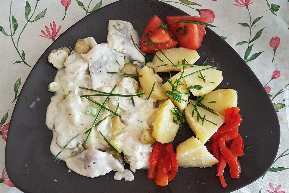 Hering in Sahnesauce mit Pellkartoffeln