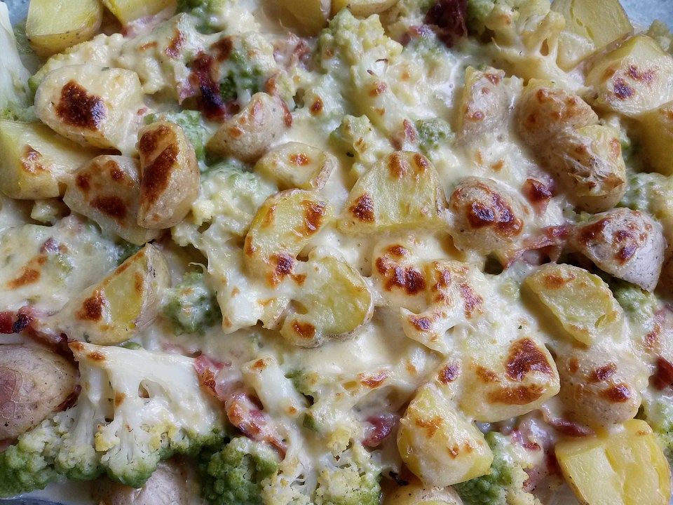 Romanesco-Kartoffel-Schinkenauflauf mit Gorgonzola-Raclettesauce von ...