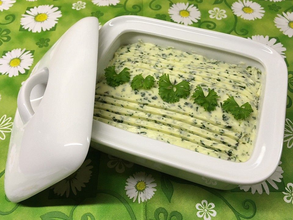 Einfache Kräuterbutter von Küchenwunder-Laurena| Chefkoch