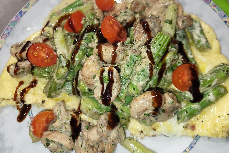 Champignon-Spargel-Omelette