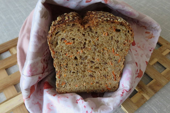 Karotten-Körner-Vollkornbrot von tinafu| Chefkoch