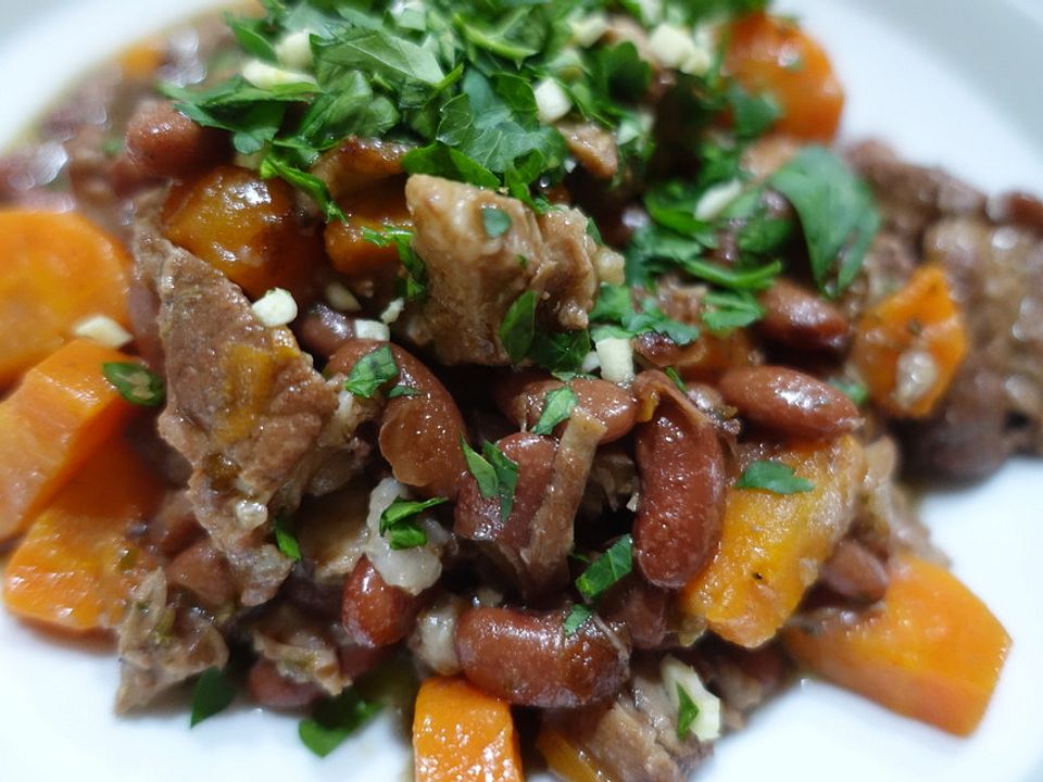 Schweinefleisch mit roten Bohnen und Karotten - Glandoulat von hefide ...