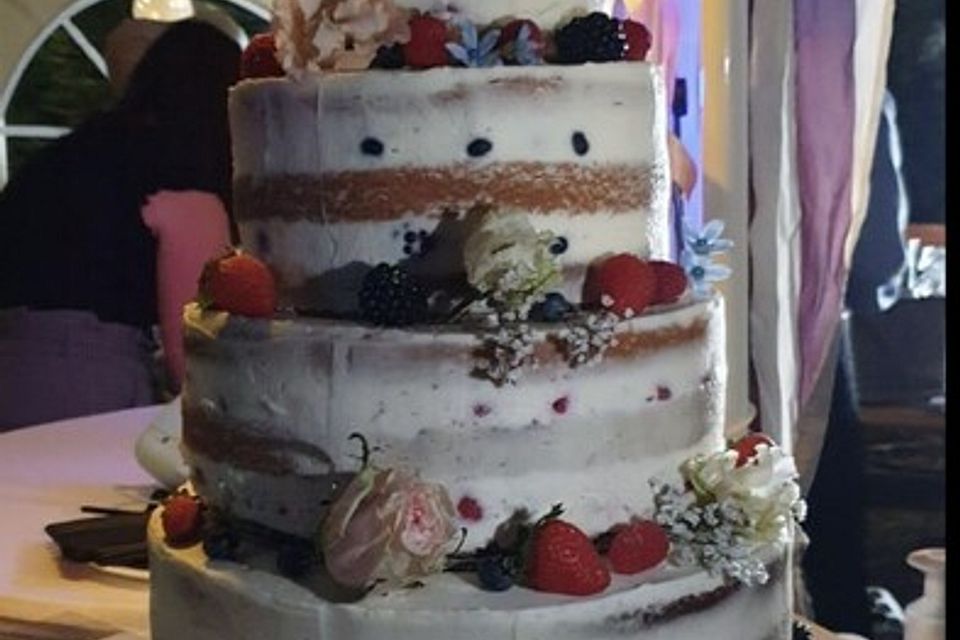 Naked Cake Erdbeer-Mascarpone