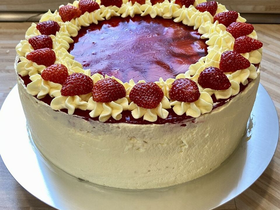 Erdbeertorte mit Vanillecreme von Kochdorf| Chefkoch