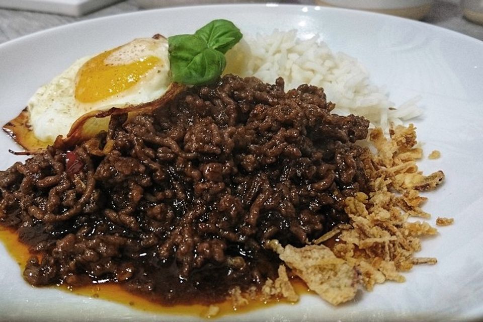 Pad Krapao – Thai Hackfleisch mit chinesischen Einflüssen