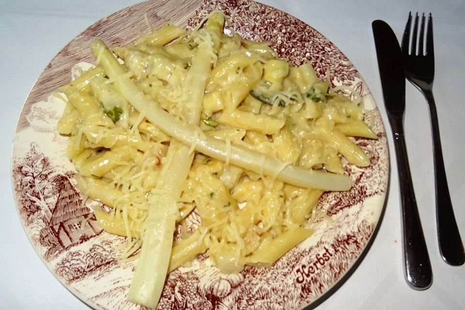 Spargel-Pasta in Weißweinsauce à la Didi