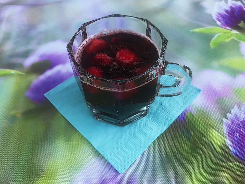 Erdbeerbowle alkoholfrei von sonnensternchen1 | Chefkoch