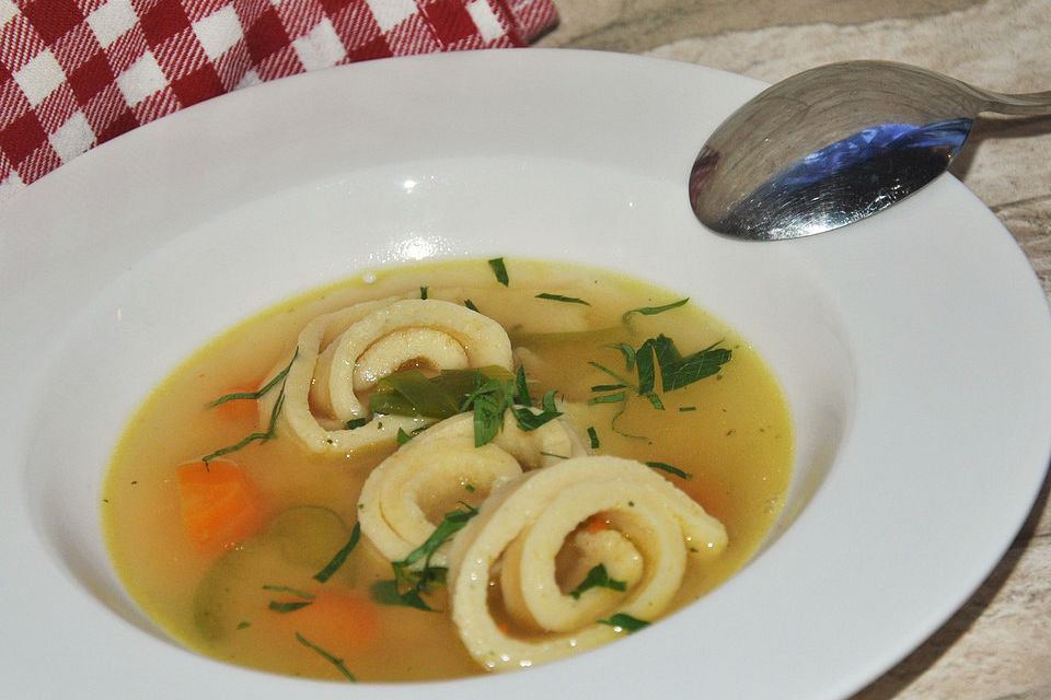 Einfache Flädlesuppe Einfache Flädlesuppe