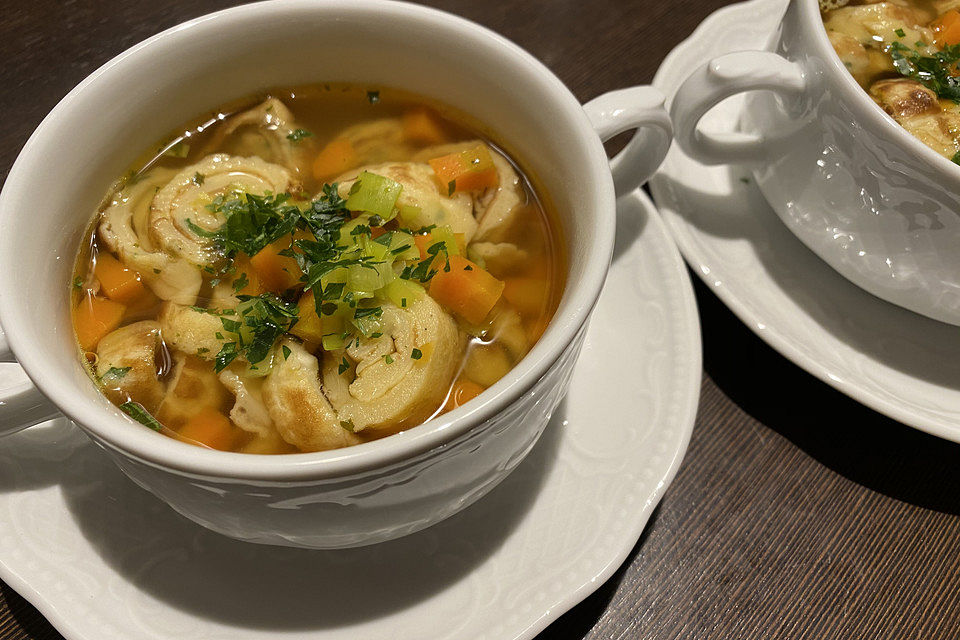 Einfache Flädlesuppe Einfache Flädlesuppe