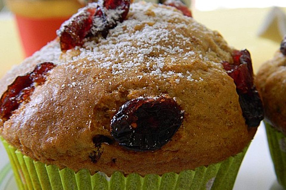 Christmas Morning Cranberry-Muffins