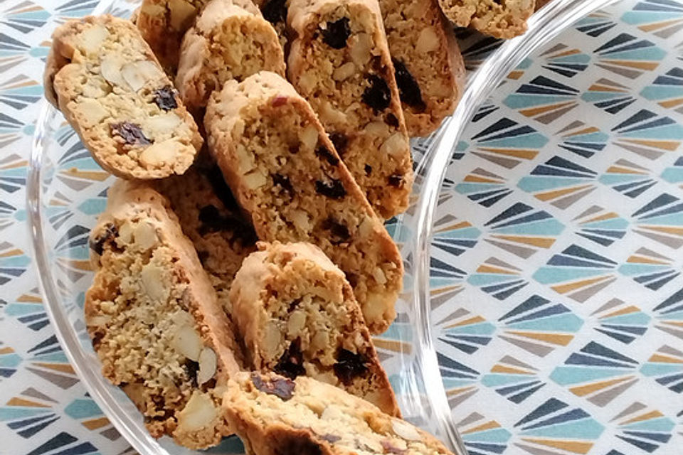 Nuss-Cranberry-Cantuccini