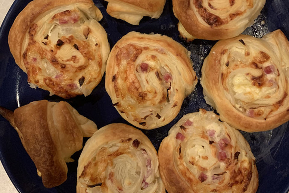 Flammkuchenschnecken Flammkuchenschnecken