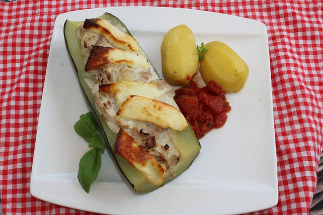 Gefüllte Zucchini mit Thunfisch und Frischkäse von Kathi9875| Chefkoch