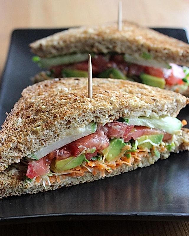 Veganes Hummus-Sandwich