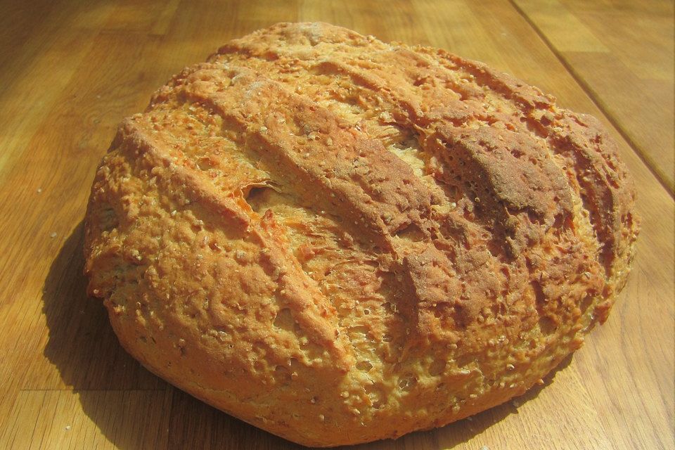 Bauernbrot mit Walnuss, Sesam und Kürbiskernen