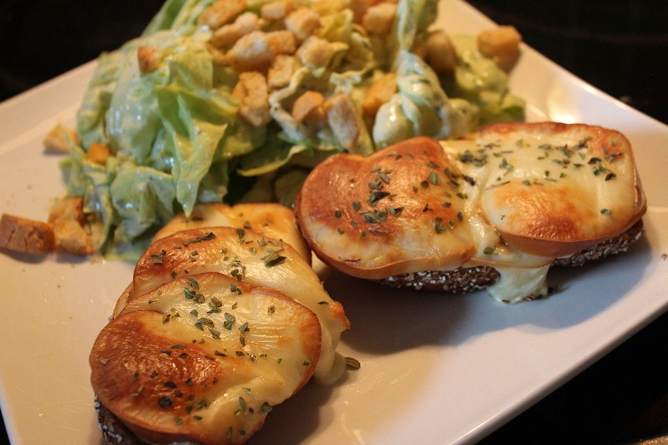 Vintschgerl mit Scamorza überbacken