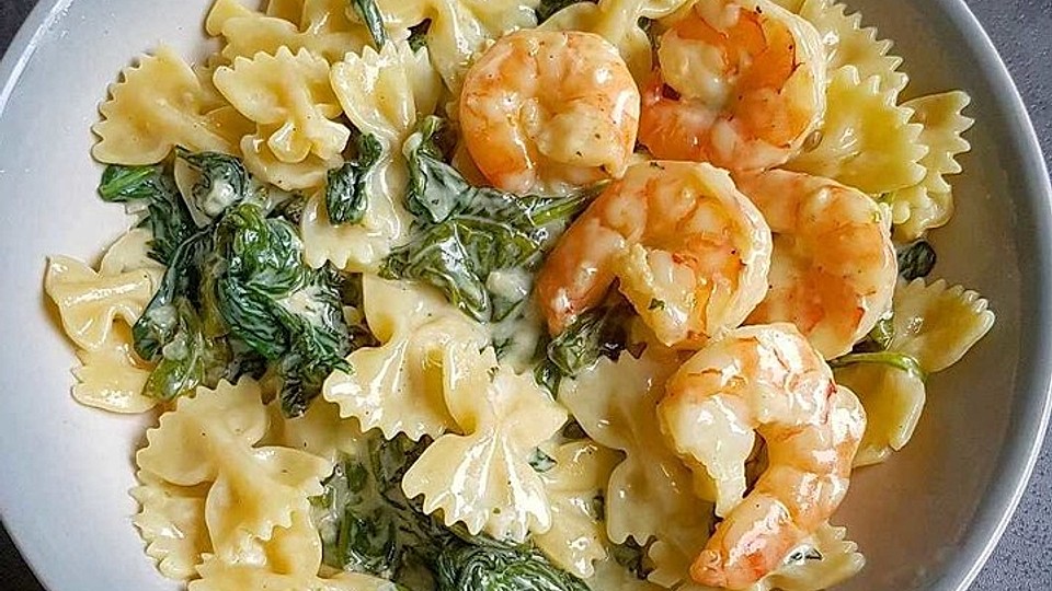 Pasta mit Spinat und Garnelen| Chefkoch