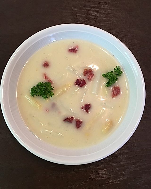 Achimer Spargelcremesuppe