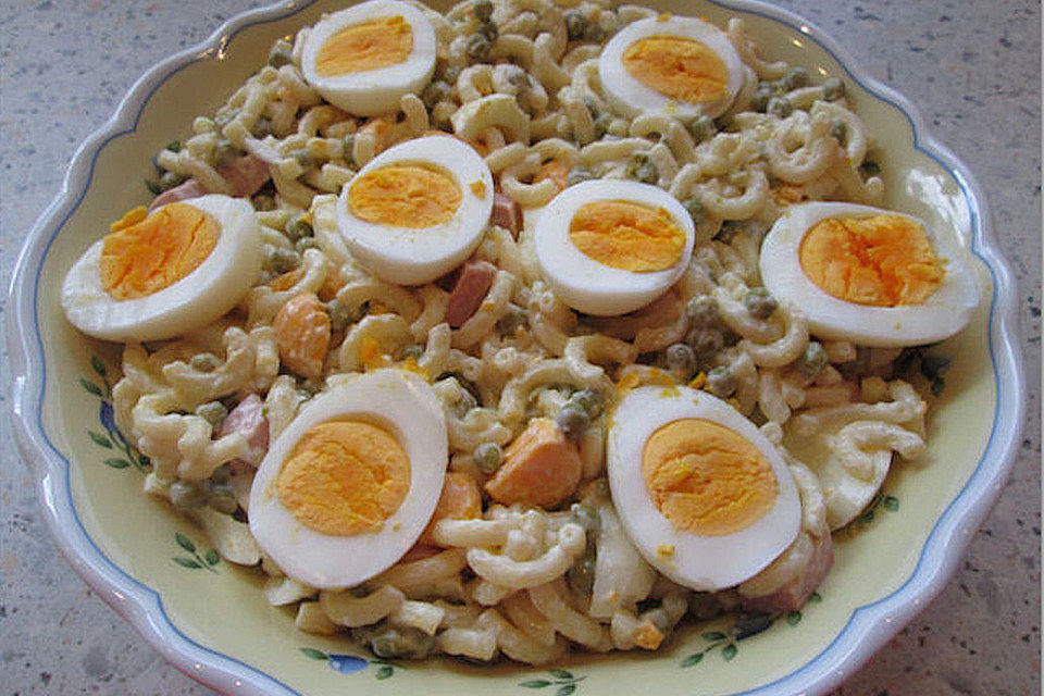 Nudelsalat für die Mädels Nudelsalat für die Mädels