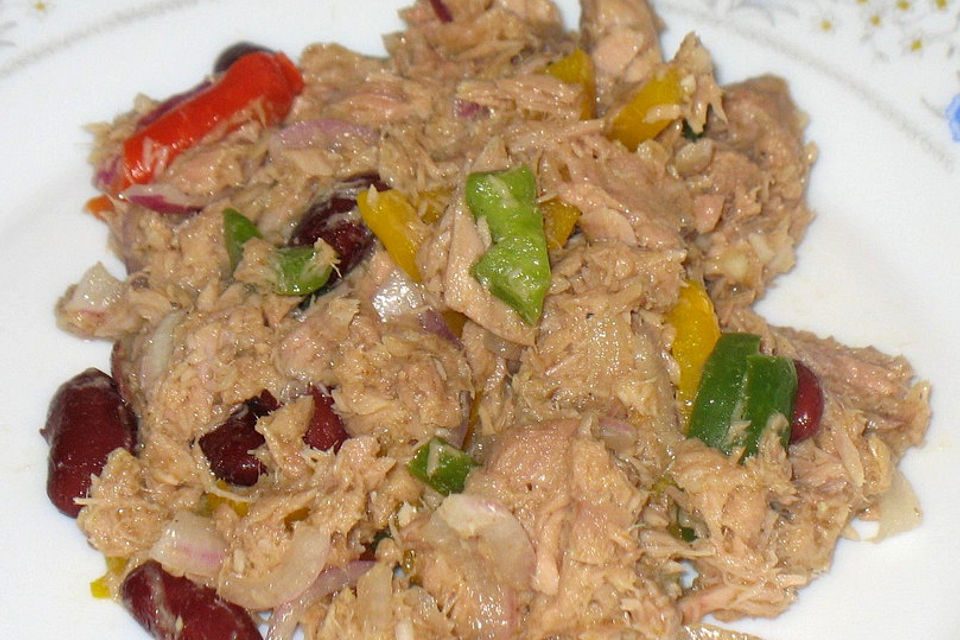 Thunfischsalat mit roten Bohnen