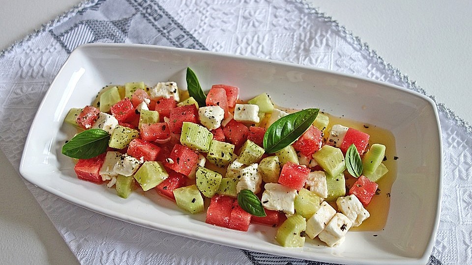 Wassermelonen Gurken Feta Salat Von Pinkesschwein Chefkoch