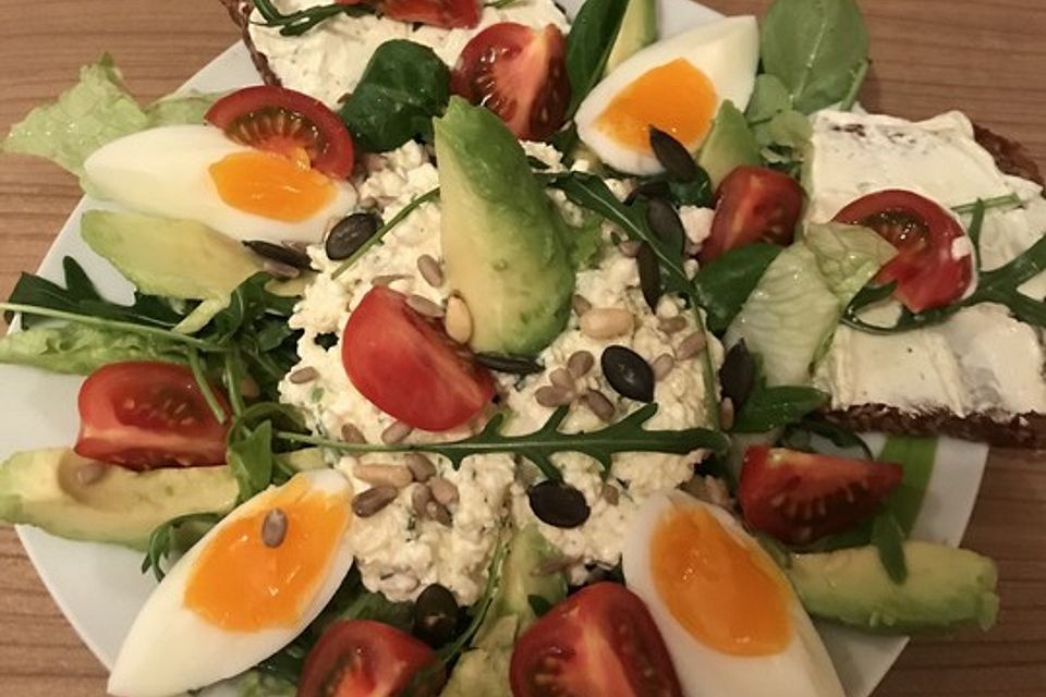 Avocado - Hüttenkäse - Salat