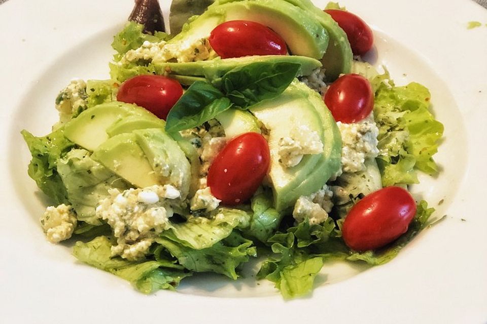 Avocado - Hüttenkäse - Salat