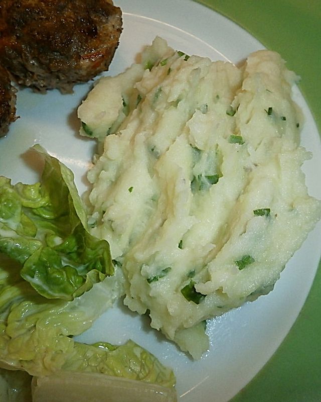 Kartoffelstampf mit grünem Knoblauch