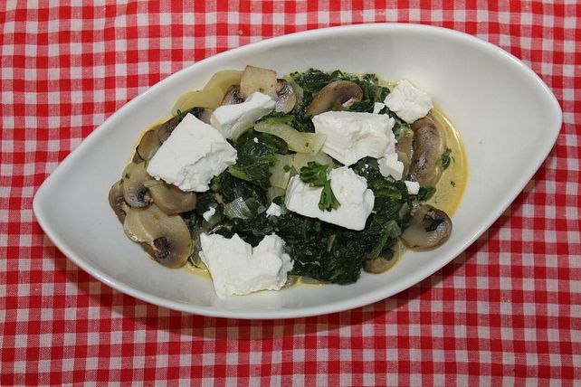 Nudelsoße mit Champignons, Spinat und Feta von ClaudiaBGU| Chefkoch