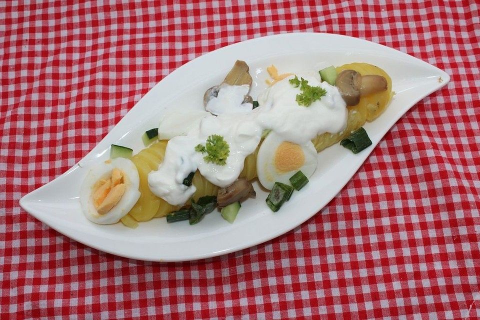 Kartoffelsalat mit Pilzen