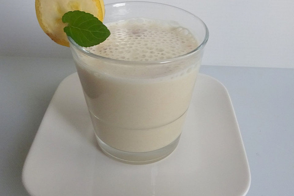 Aromatischer Bananen-Milchshake