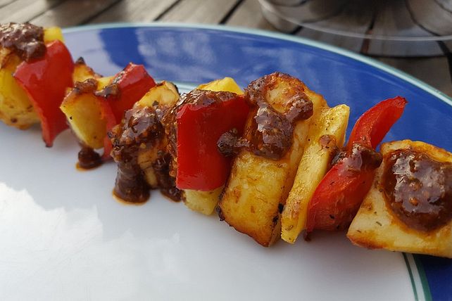 Paprika-Halloumi-Ananas-Spieße mit Grillsoße à la Gabi von gabriele9272 ...