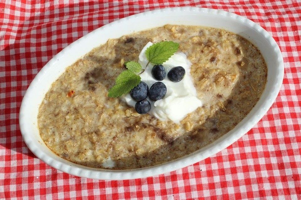 Baked Oatmeal - Auflauf aus Bananen und Haferflocken