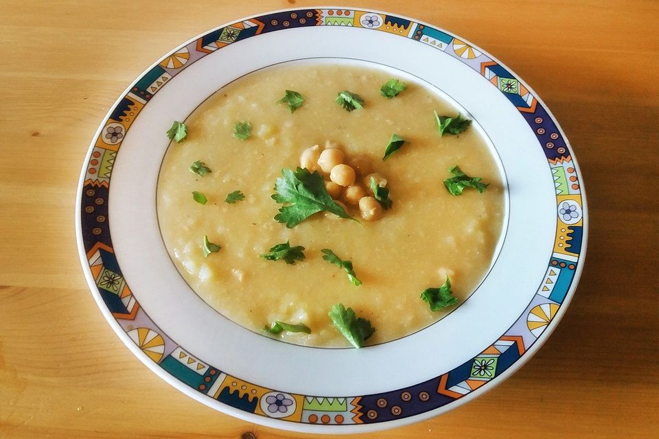 Arabische Kartoffelsuppe mit Kichererbsen