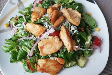 Feldsalat mit Hähnchenbrust - After Workout Salat