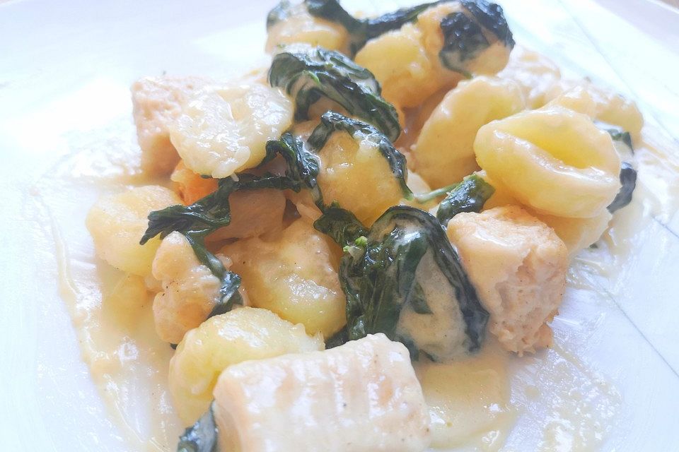 Gorgonzola-Gnocchi mit Hähnchenbrust