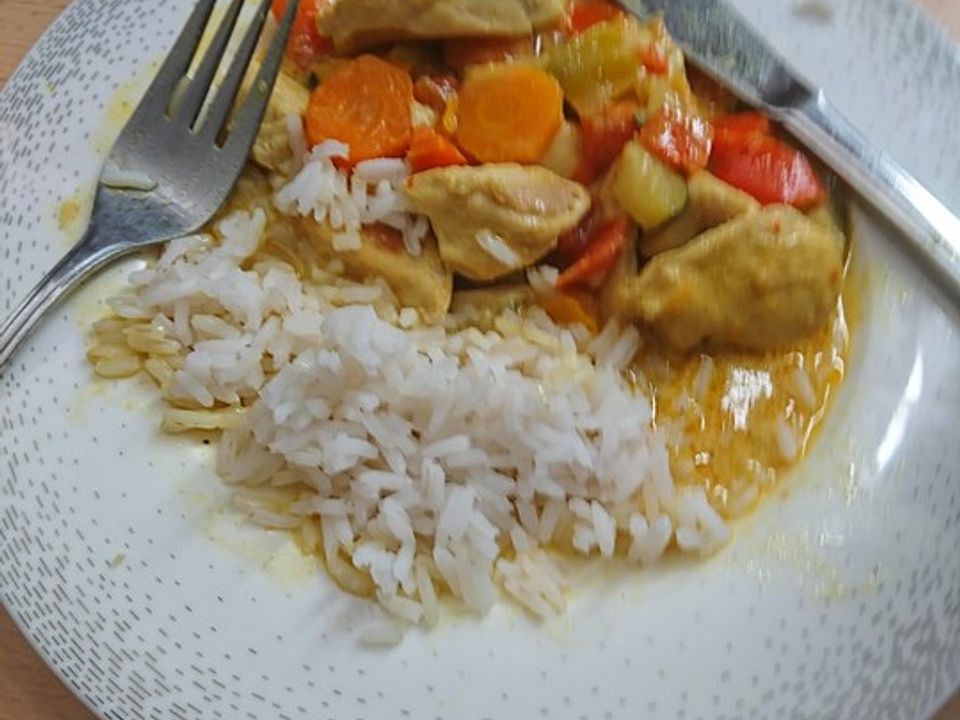 Thailändisches Gemüse-Geflügel-Curry von SonjaMarschke| Chefkoch