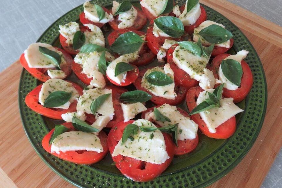 Tomaten-Mozzarella-Salat