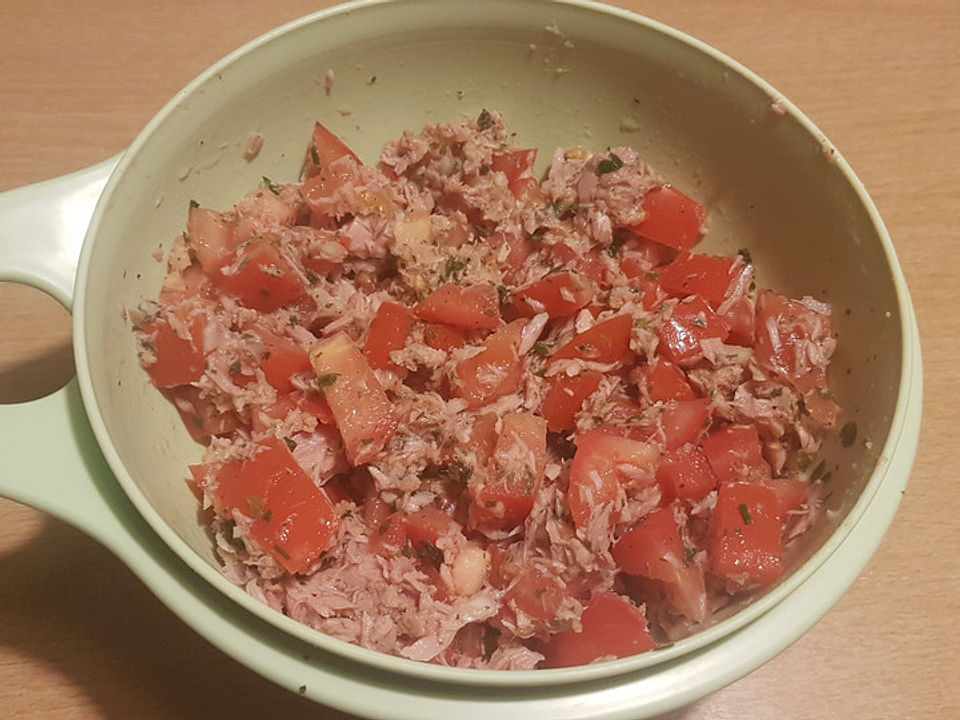 Thunfisch Tomaten Salat - Rezepte Suchen