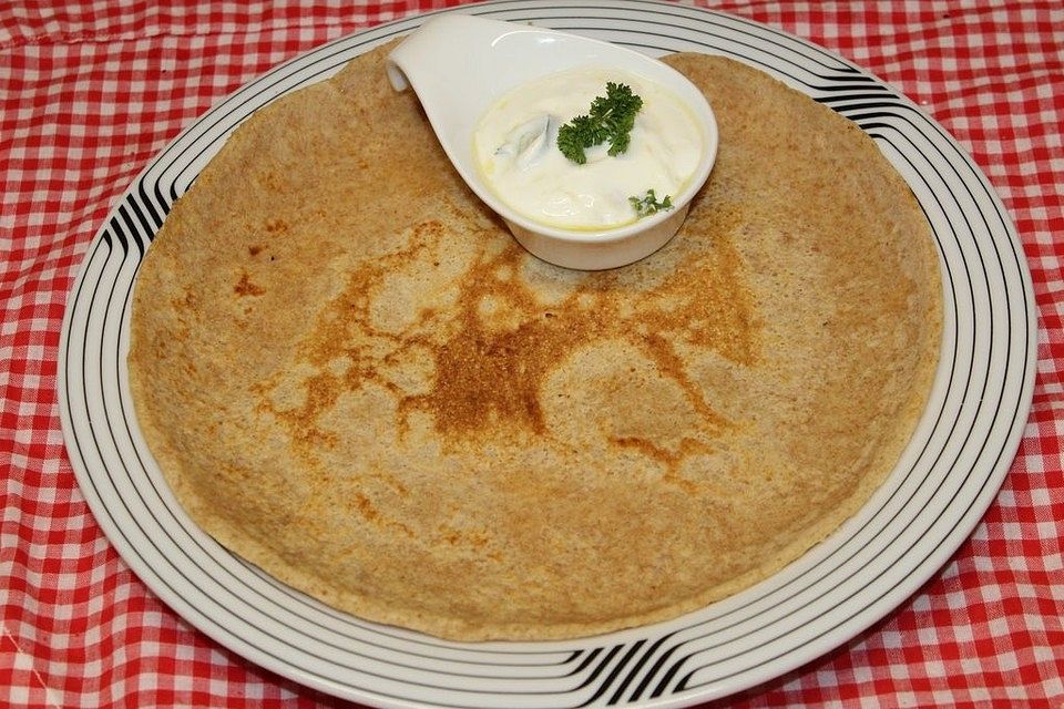 Lecker Pfannkuchen mit Frühlingsquark