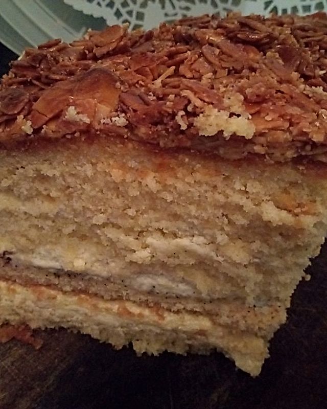Tiramisu-Bienenstich-Torte
