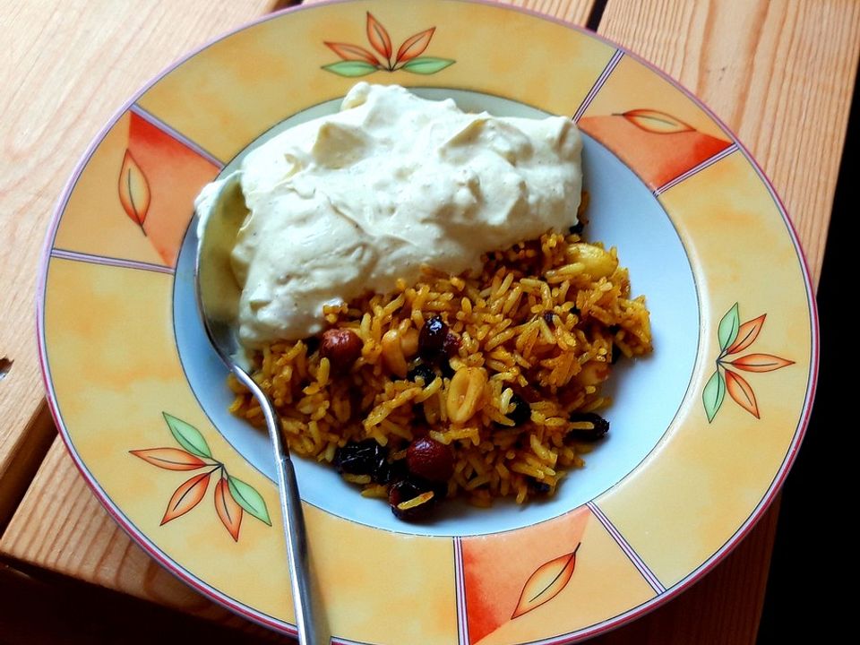 Orientalischer Reissalat mit Limetten-Curry-Dip von Lotte3864| Chefkoch