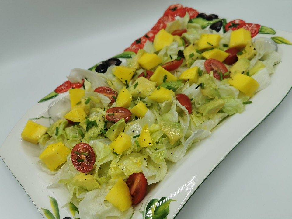 Eisbergsalat mit Mango und Avocado von EagleMaus| Chefkoch