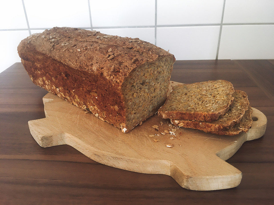 Dinkel-Roggen-Brot mit Karotten von pannschief| Chefkoch